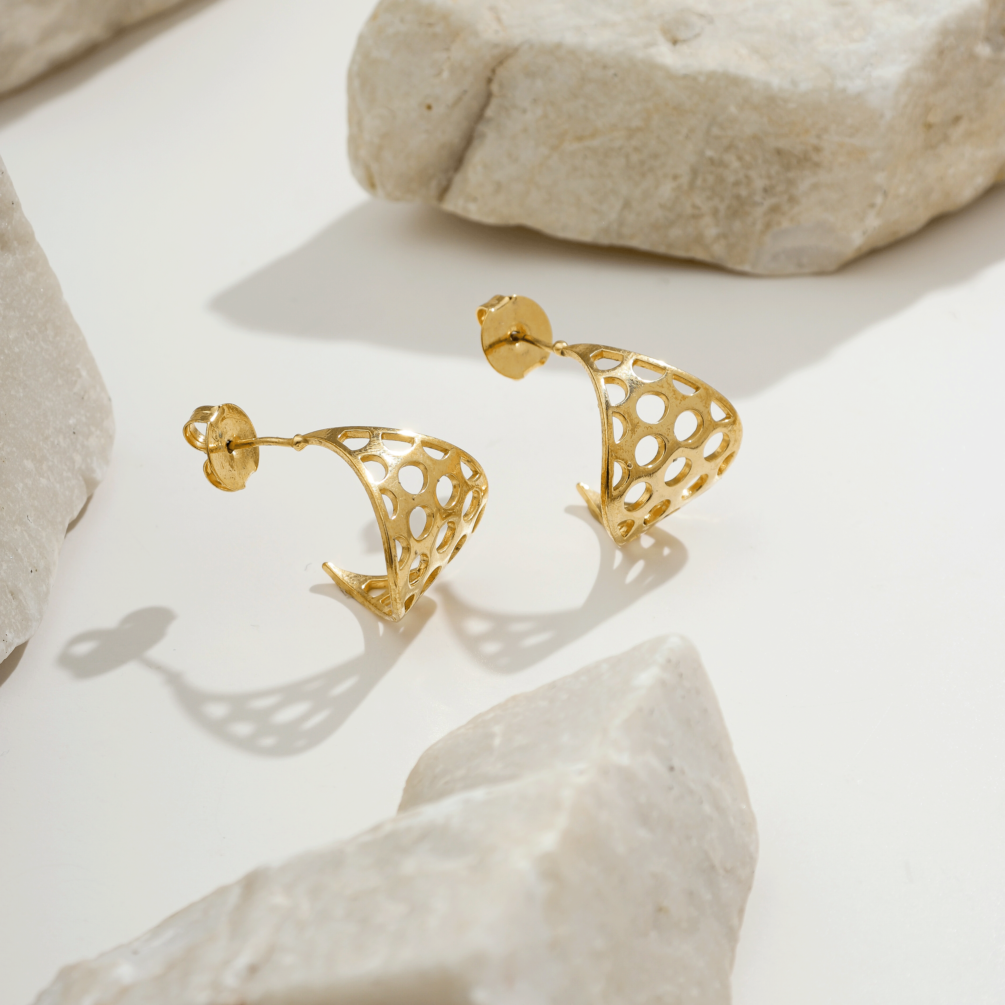 Allodola Hoop Earrings | Gold