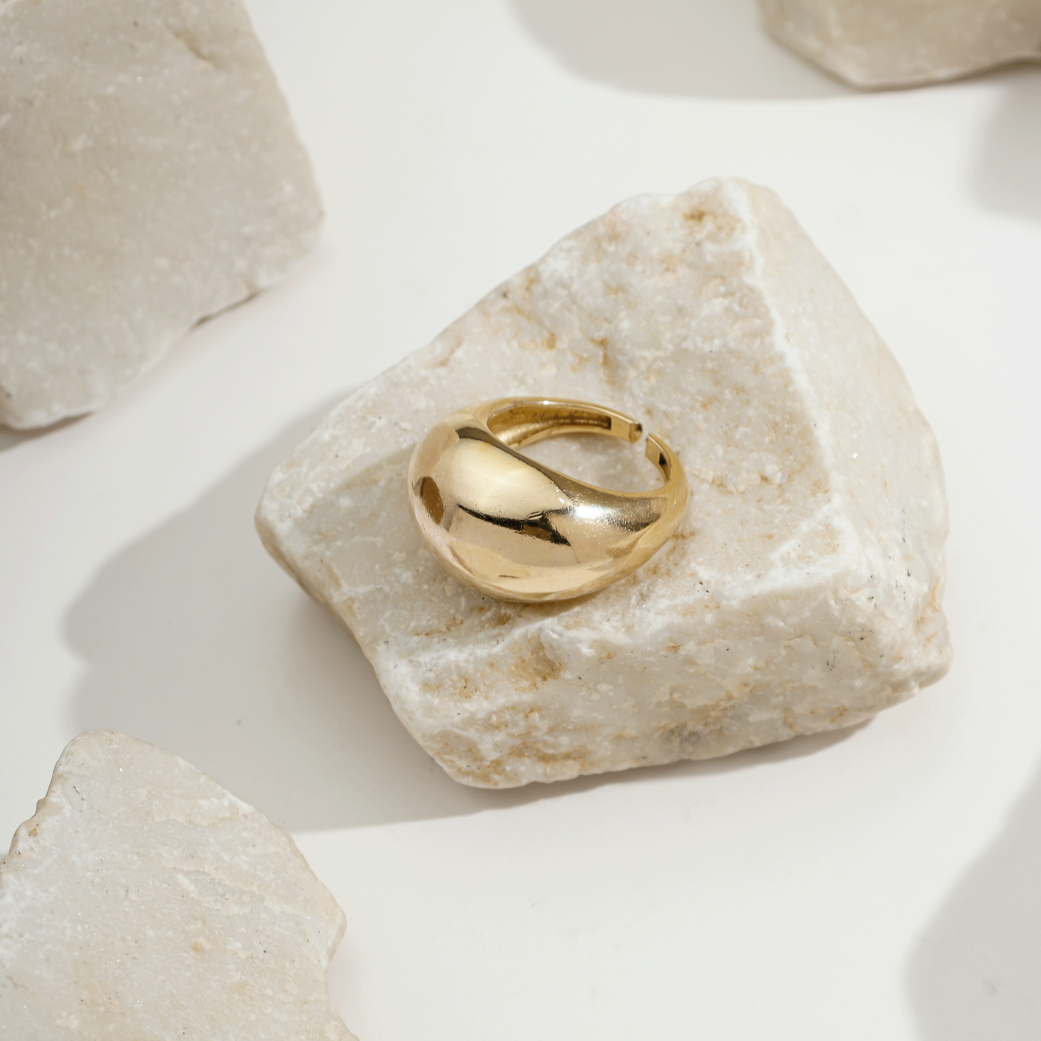 Astore Dome Ring | Gold