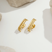 Noddy Sculptural Huggie Earrings | Gold