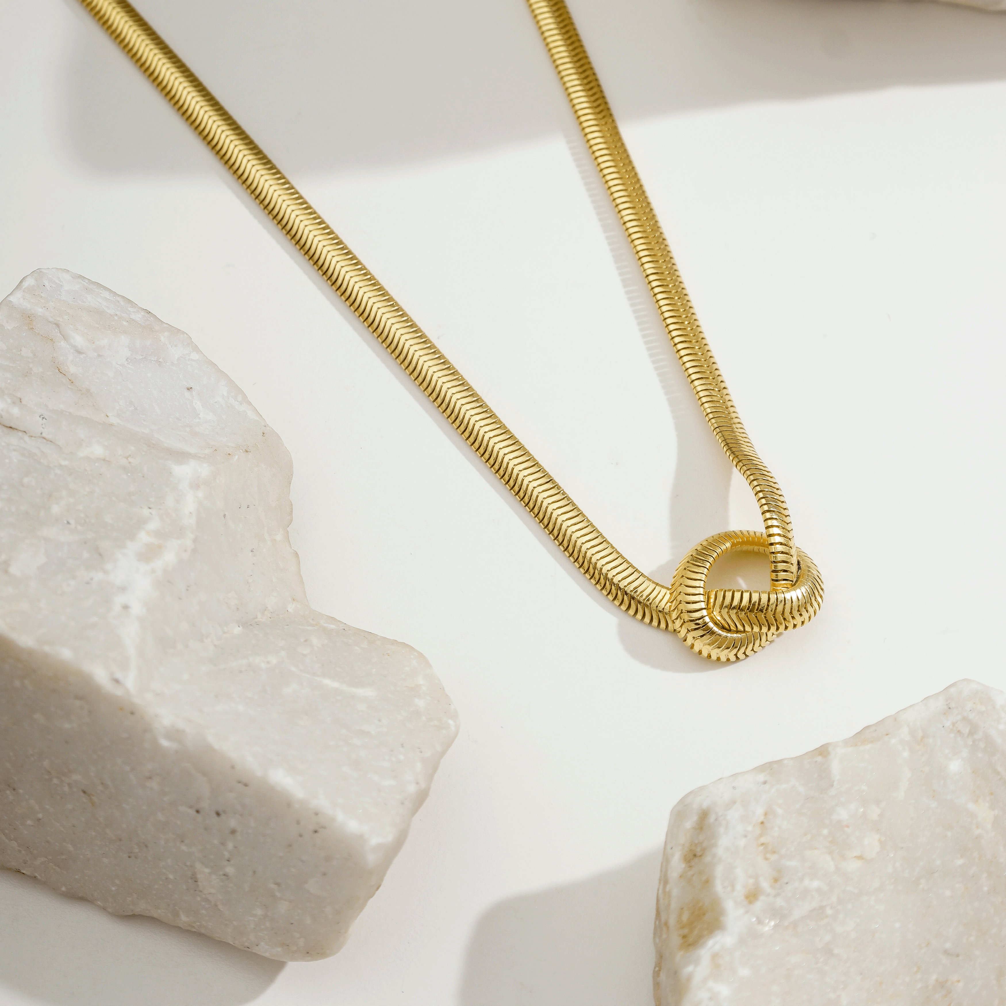 Pappagallo Rosso Necklace | Gold