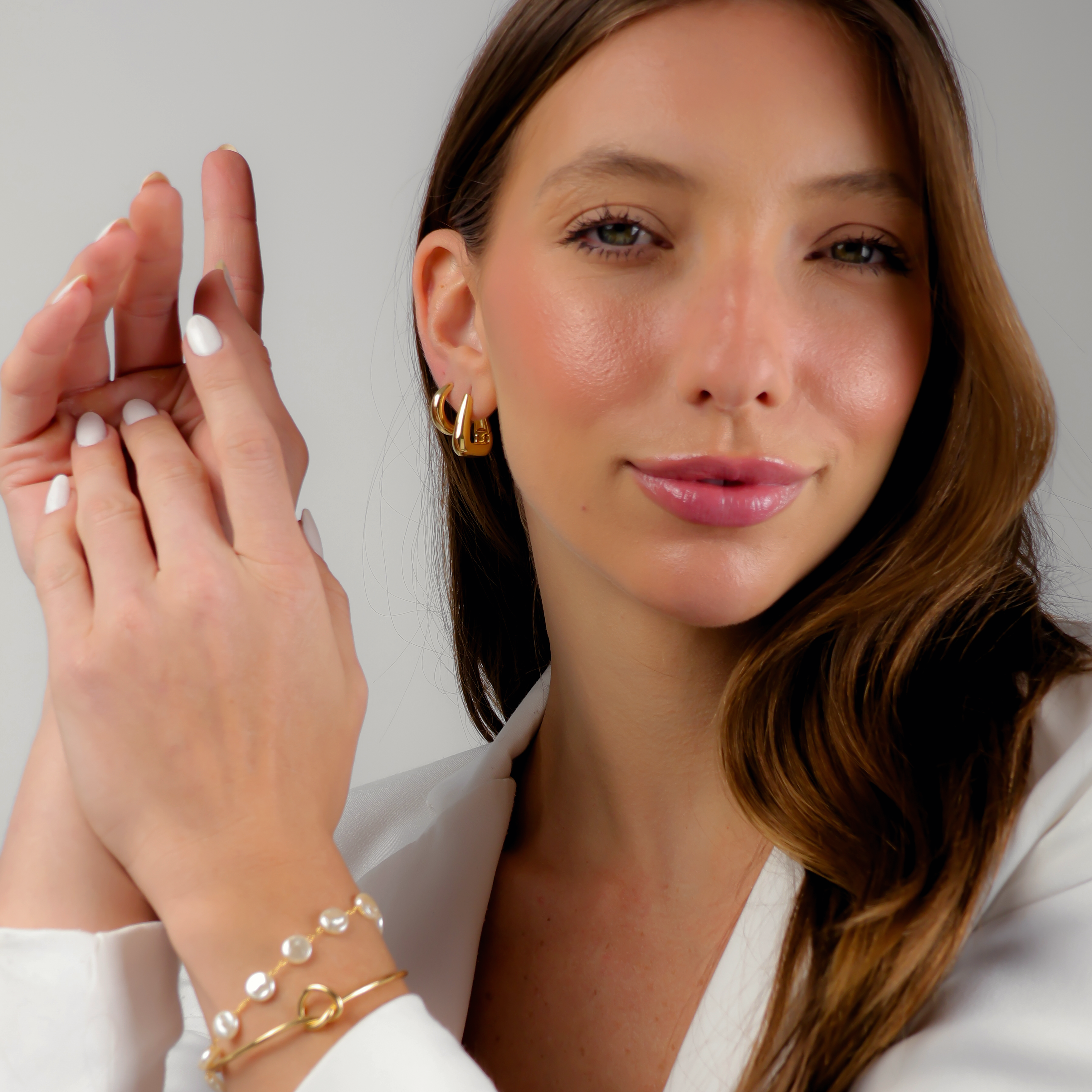 Saetta Dome Hoop Earrings | Gold