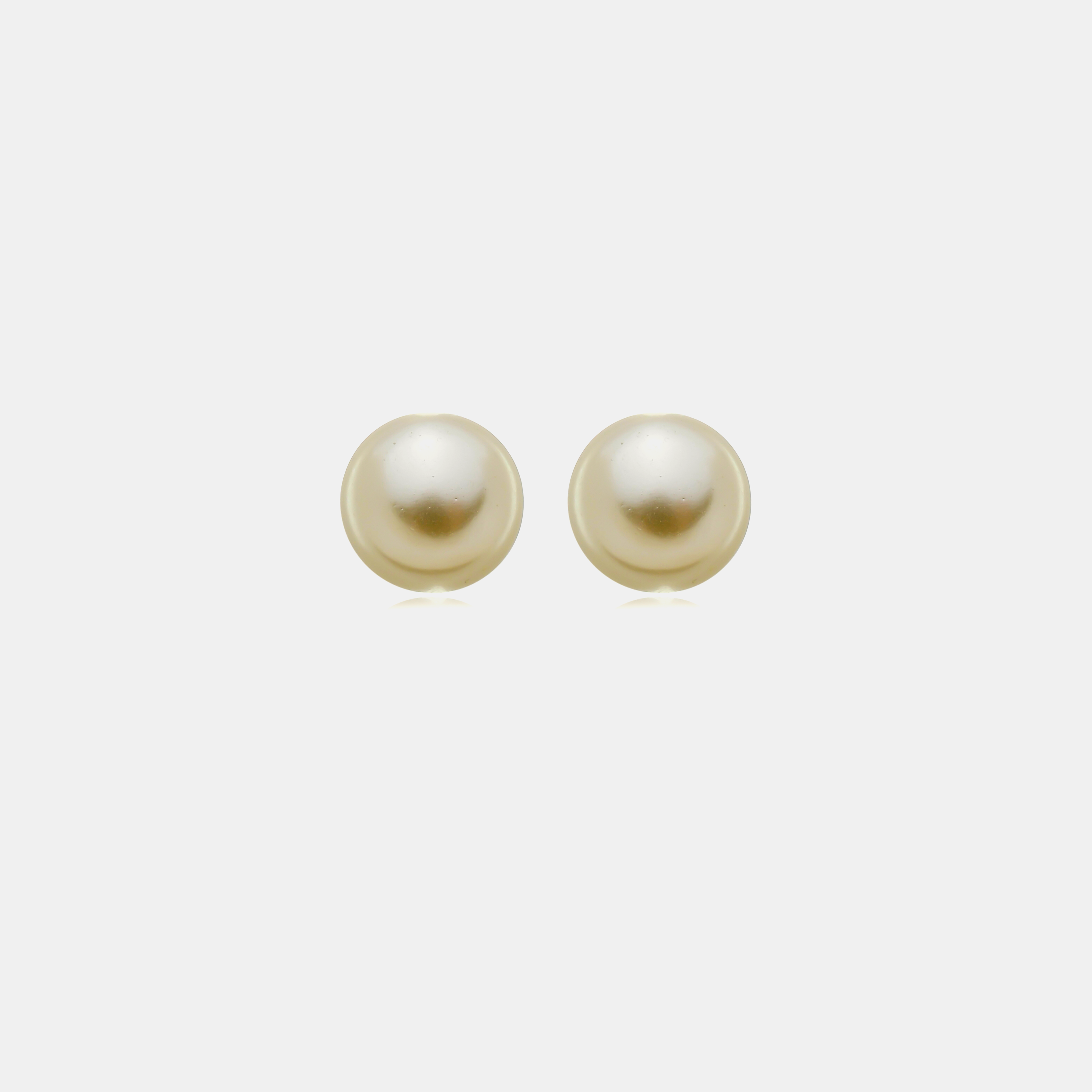Biancone Half Freshwater Pearl Earrings - Medium | Gold