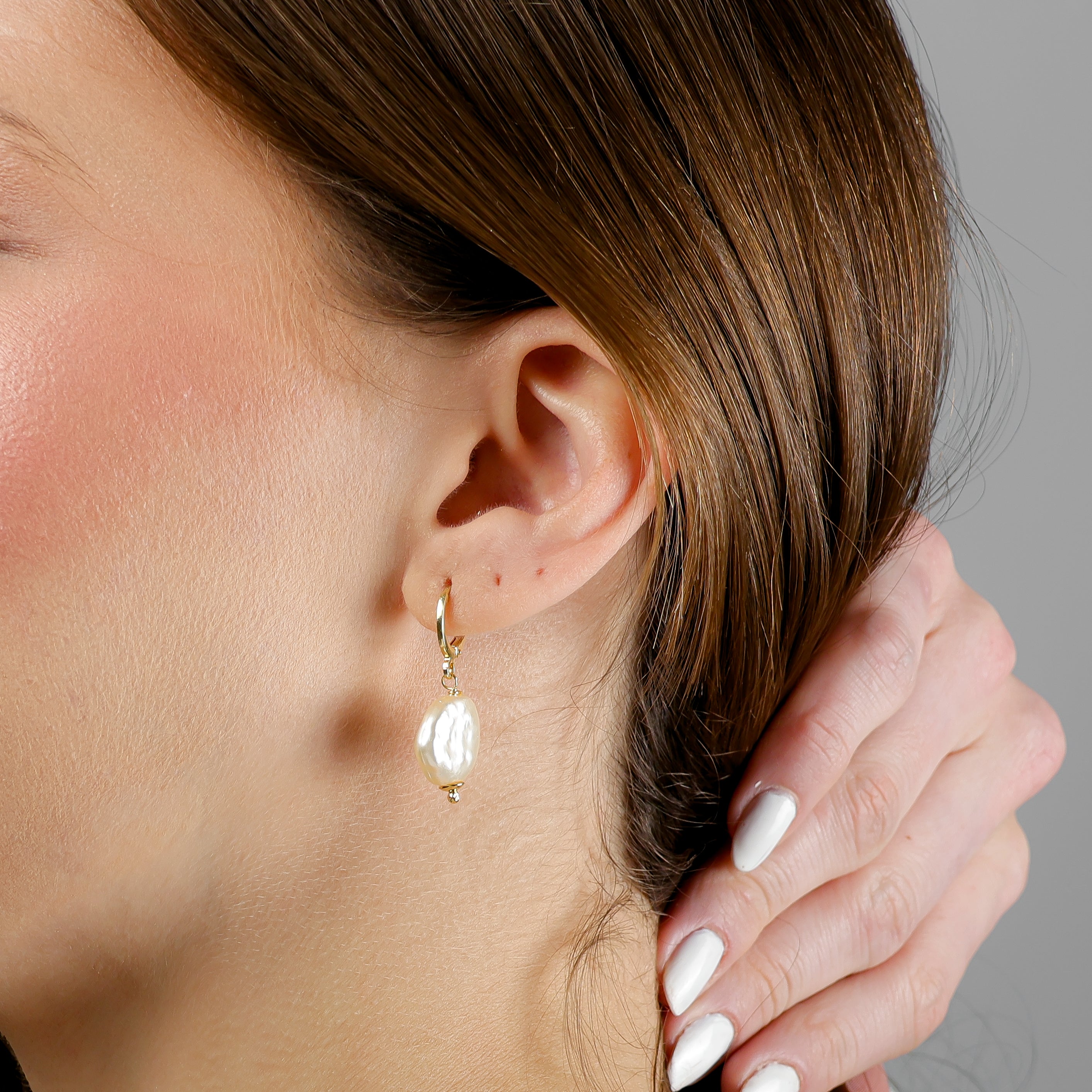Cardellino Freshwater Pearl Hoop Earrings | Gold
