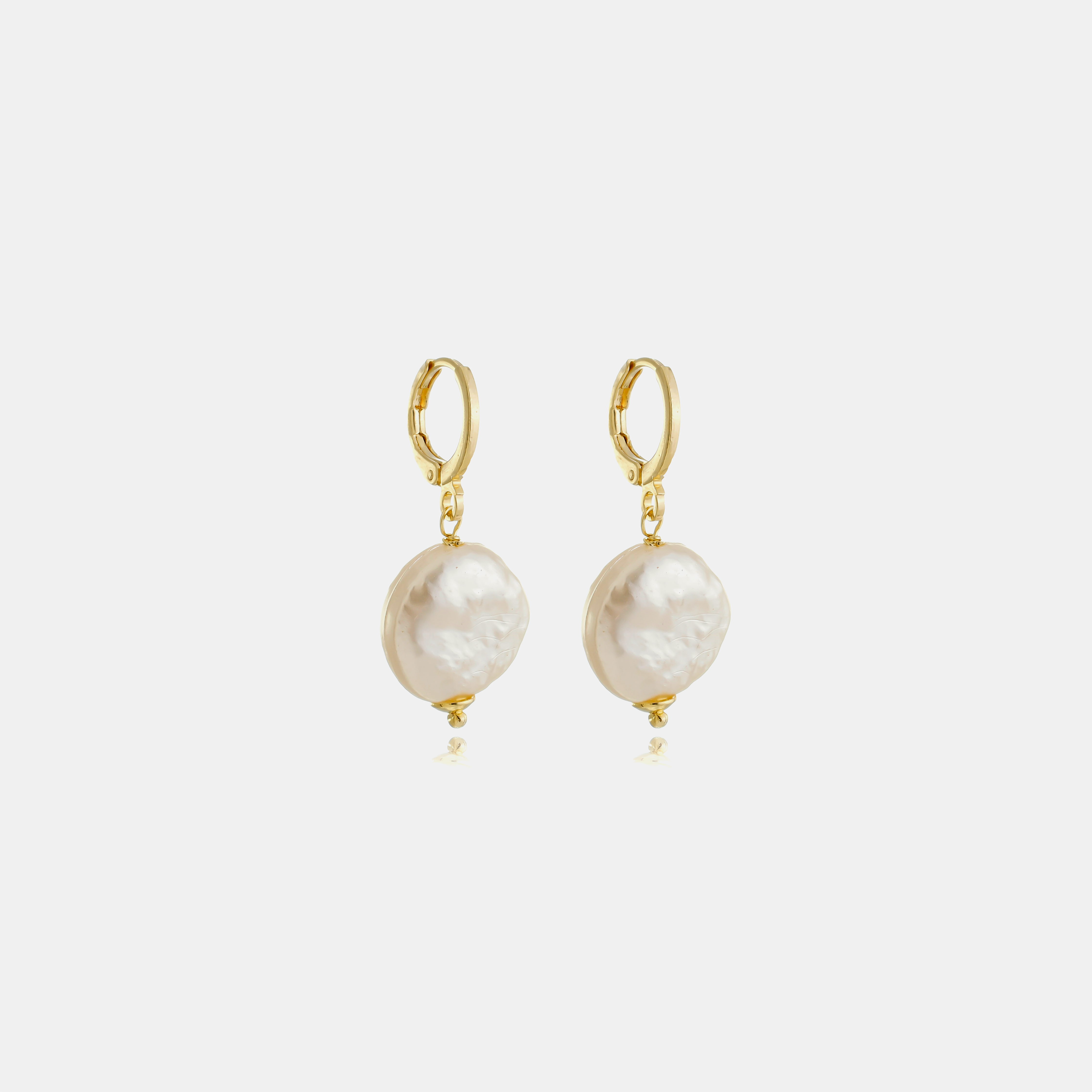 Cardellino Freshwater Pearl Hoop Earrings | Gold